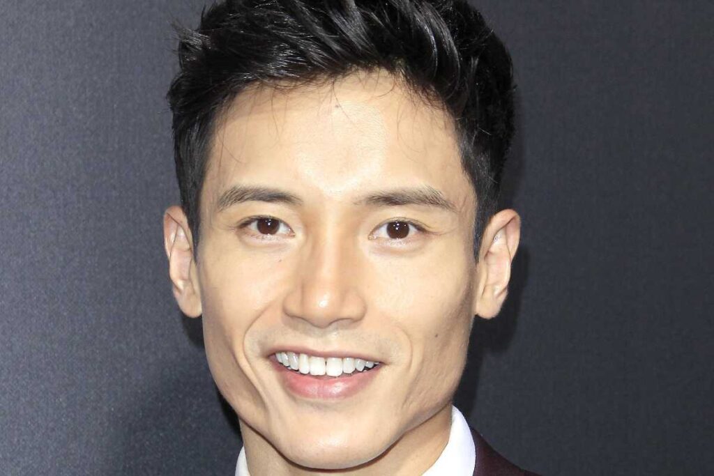 Manny Jacinto nel cast