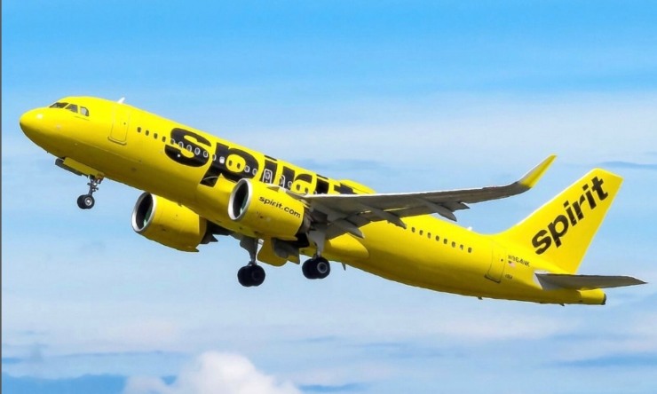 Aereo della Spirit Airlines dal classico colore giallo