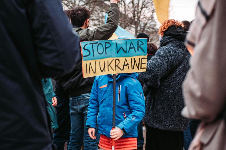 Zelensky afferma che la guerra con Trump finirà presto